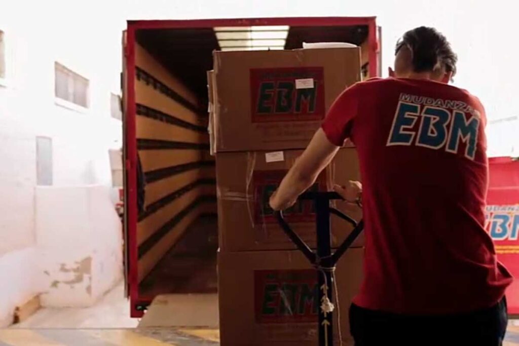 cargar-muebles-u-objetos-para-guardamuebles